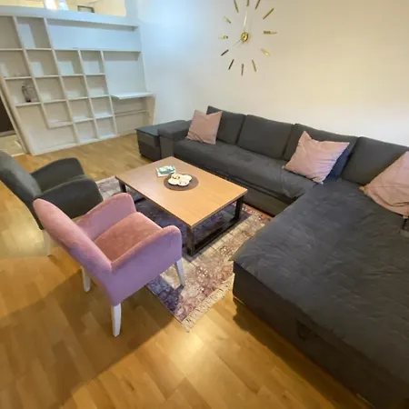 Grand Centar Ilidza Lägenhet